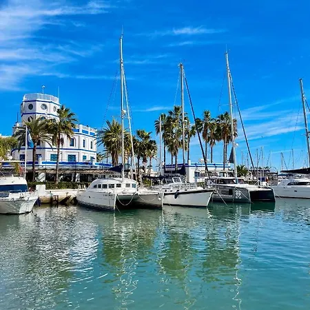 Wellingtonia Luxury