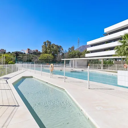 Wellingtonia Luxury Apartamento Estepona